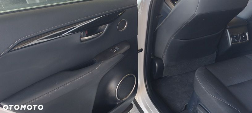 Lexus NX 300h Elegance AWD - 5