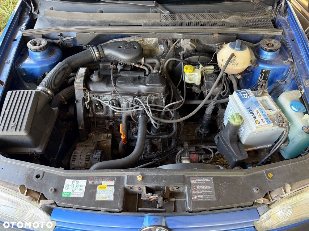 Volkswagen Golf - 17