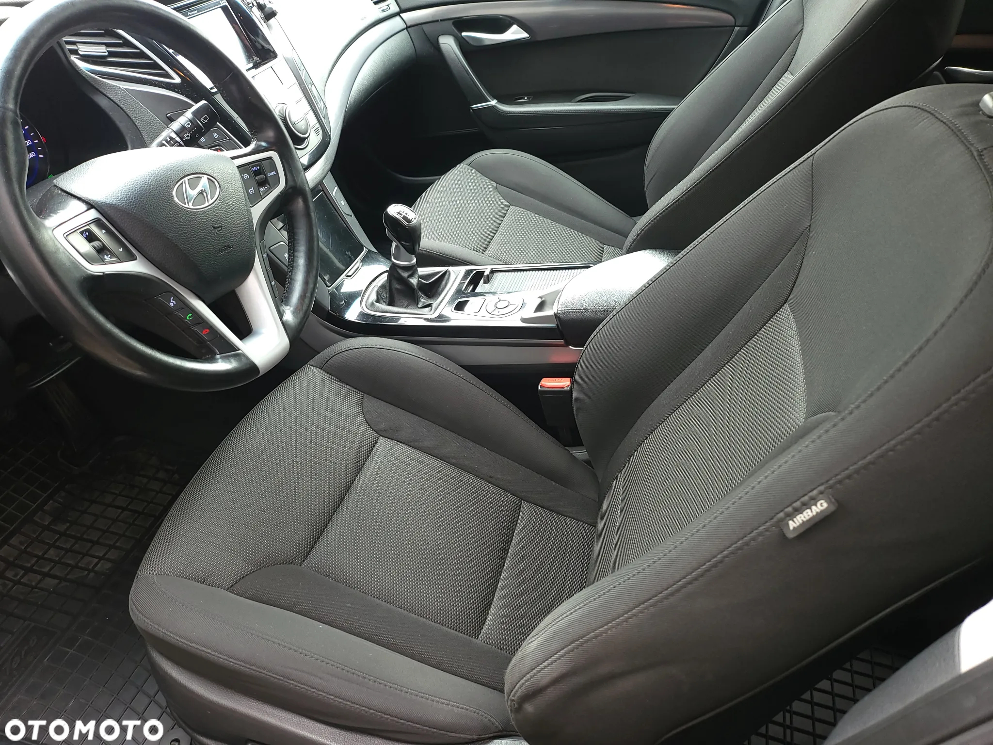 Hyundai i40 1.7 CRDi Comfort + - 10