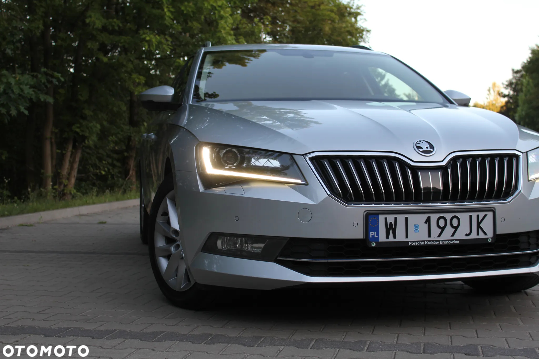 Skoda Superb 2.0 TDI Style - 23