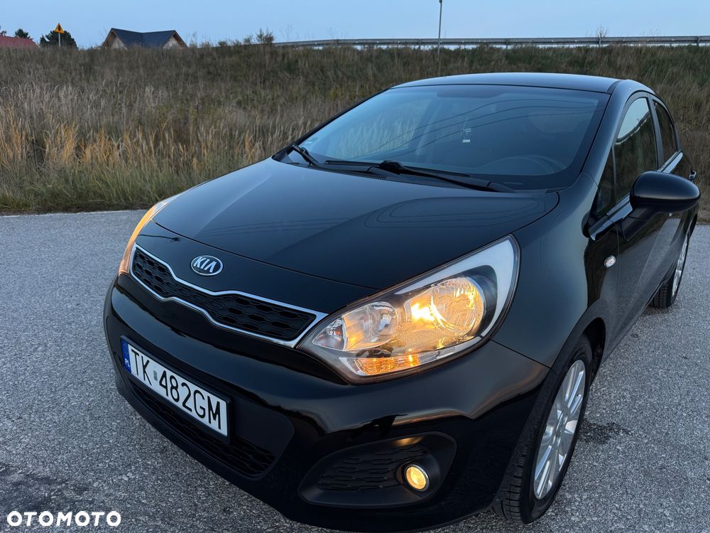 Kia Rio 1.4 Dream Team Edition - 30