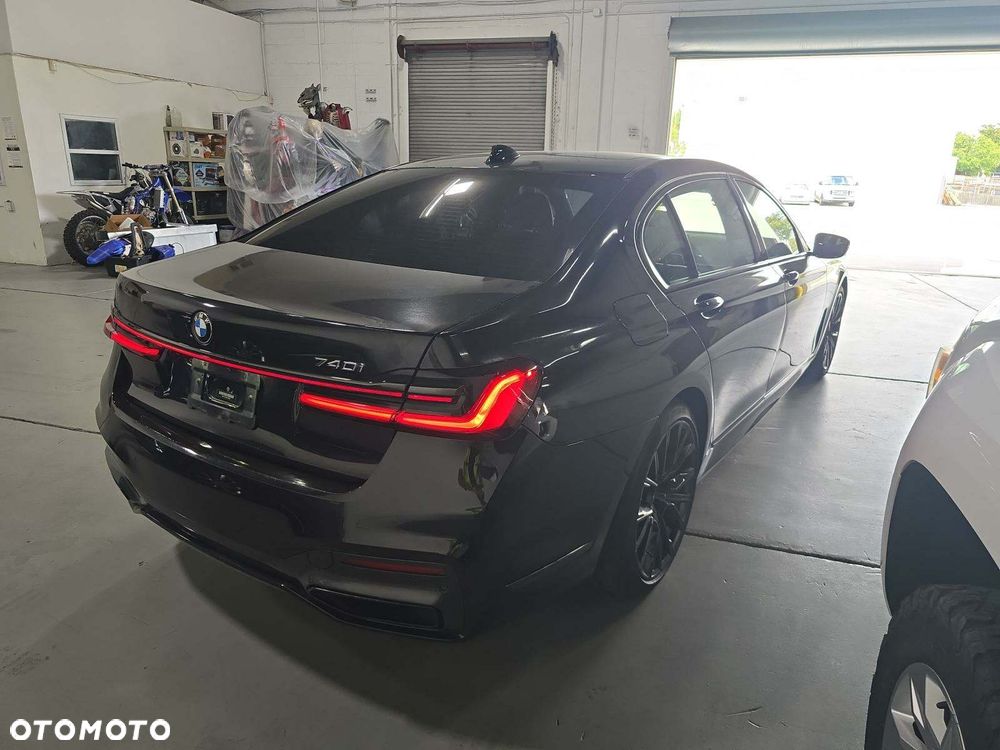 BMW Seria 7 - 3
