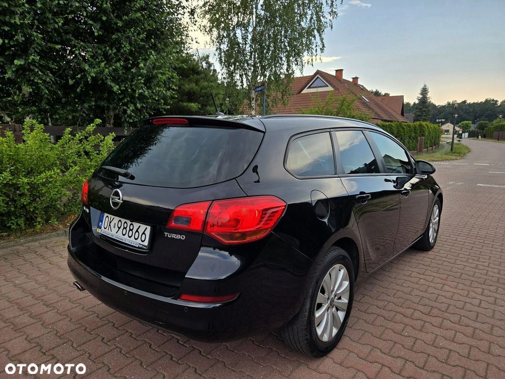 Opel Astra 1.4 T Cosmo EU6 - 3