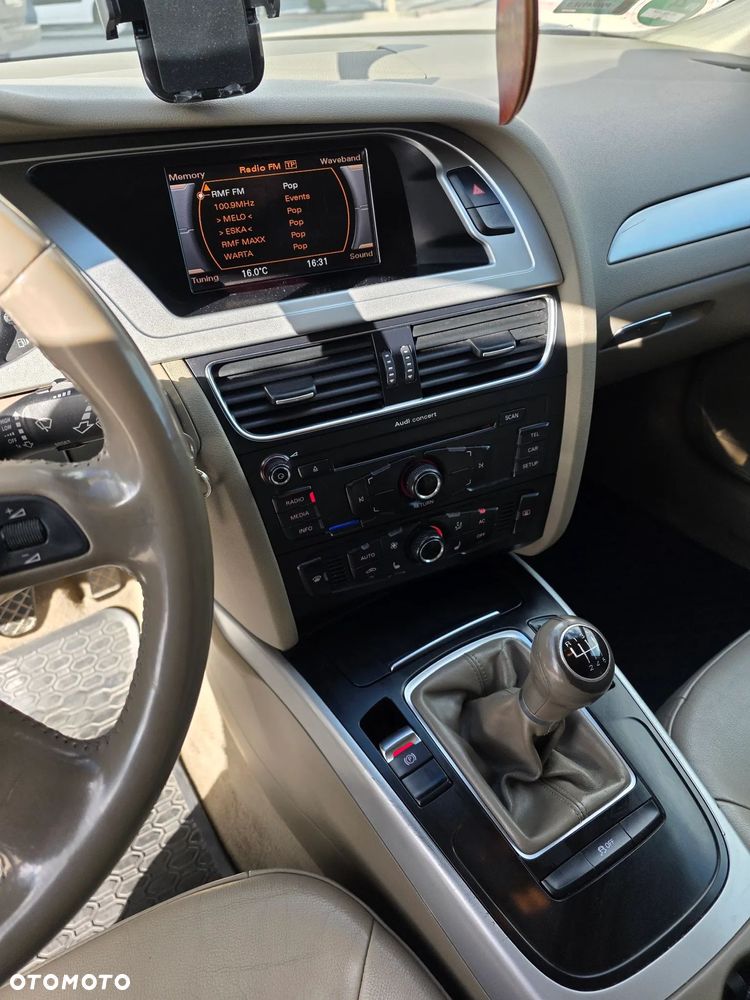 Audi A4 Avant 2.0 TDI - 19