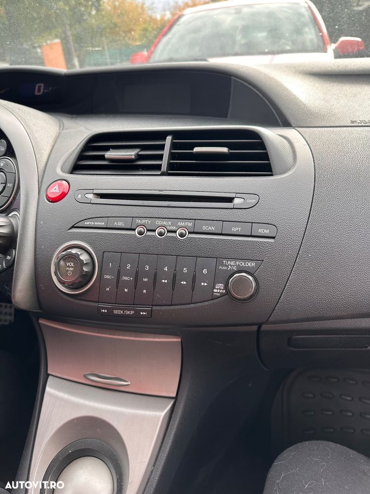 Honda Civic ver-1-4i--dsi - 3