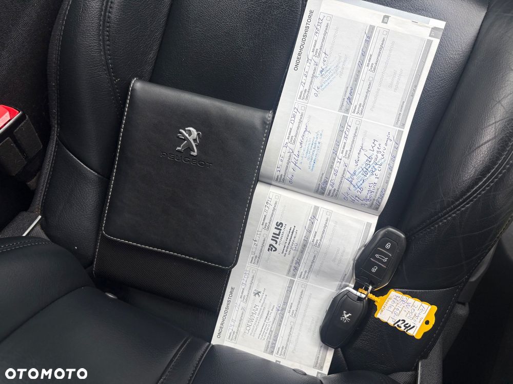 Peugeot 3008 PureTech 130 Stop & Start GPF Allure Business-Paket - 34