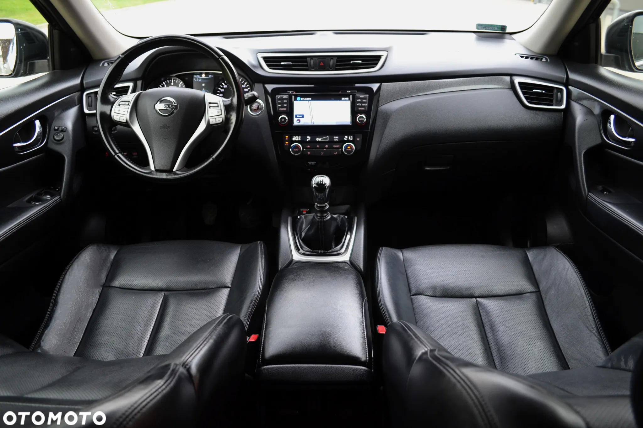 Nissan X-Trail 1.6 DIG-T Tekna 2WD - 8