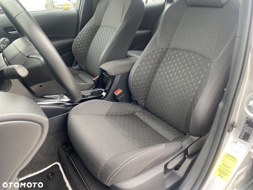 Toyota Corolla - 10