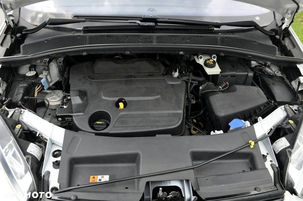 Ford S-Max - 38
