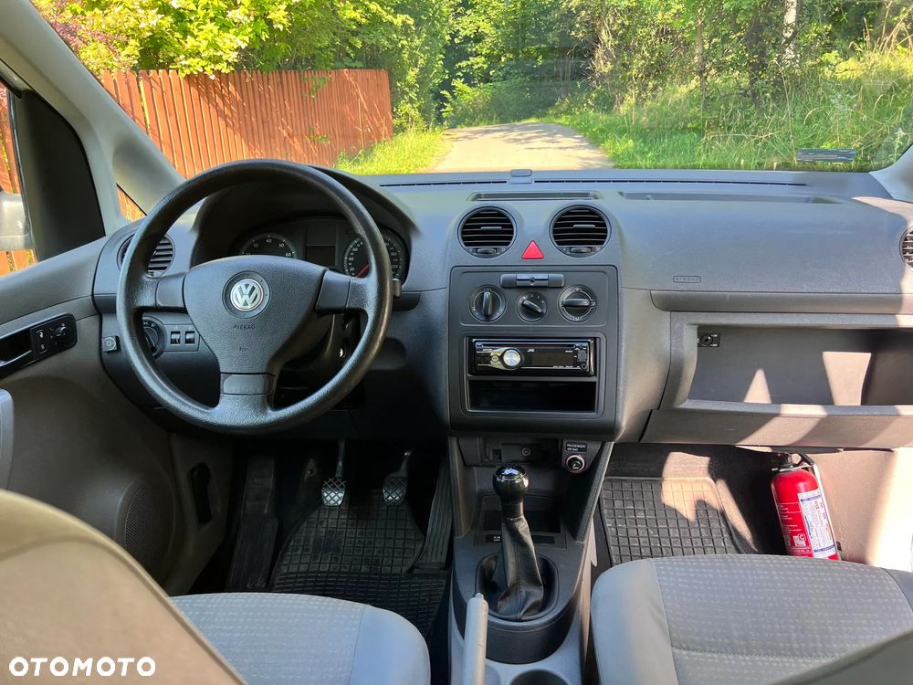 Volkswagen Caddy - 24