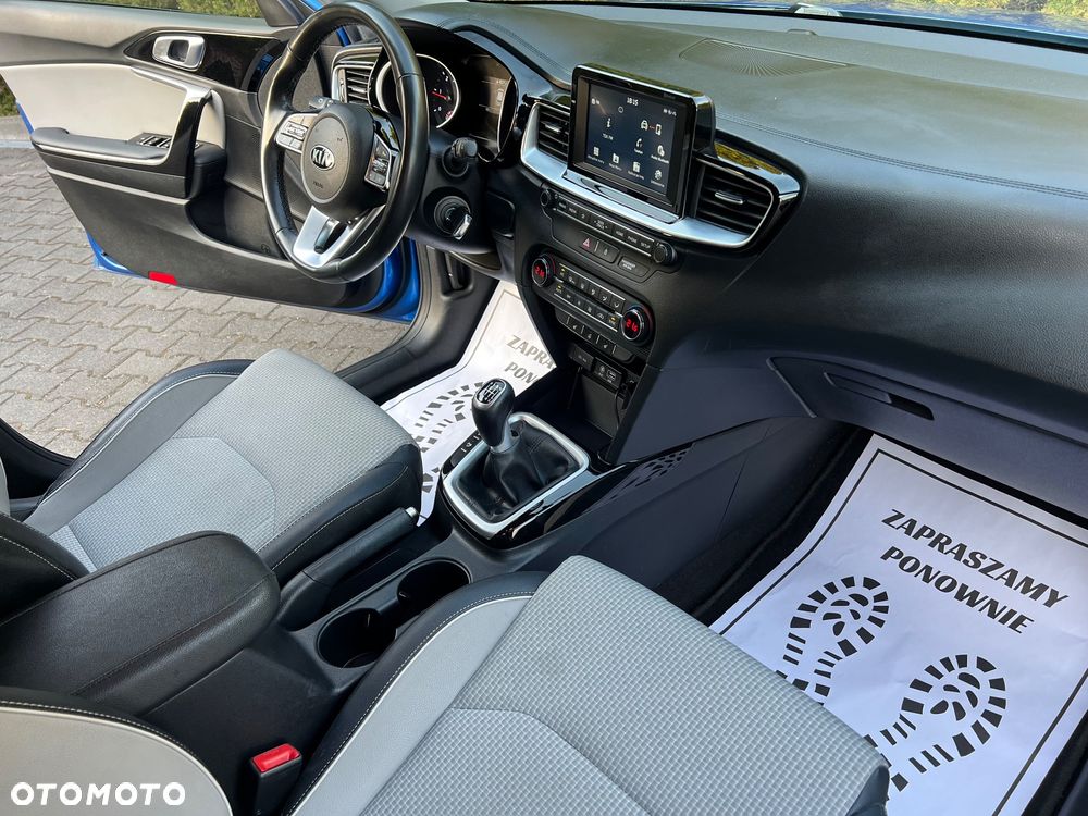 Kia Ceed 1.6 CRDi mHEV L - 37