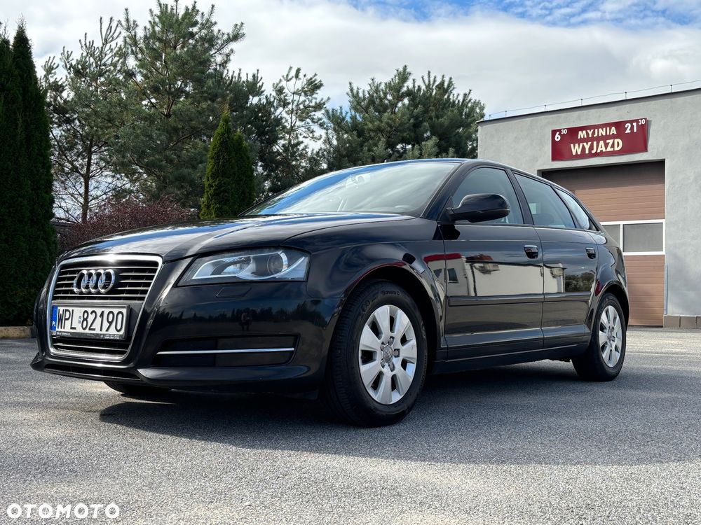 Audi A3 3-drzwiowe 1.6 TDI DPF Ambition - 3