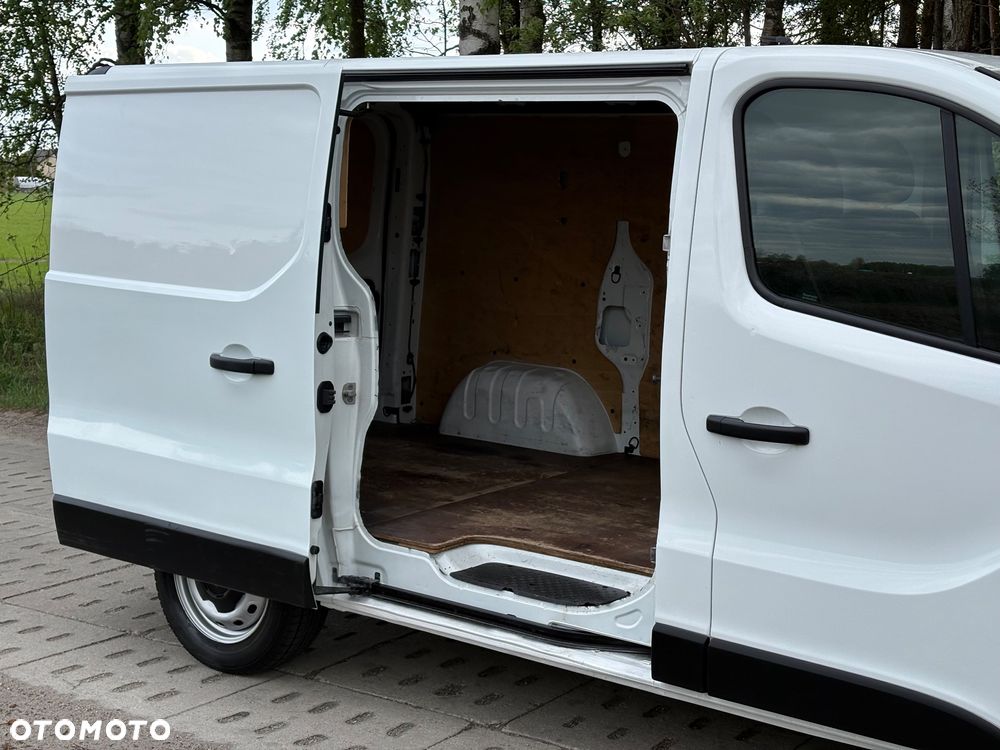Renault Trafic - 17