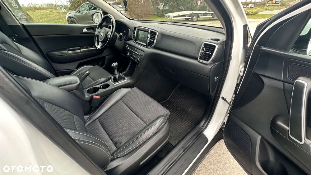 Kia Sportage 1.6 GDI L Business Line Plus 2WD - 20