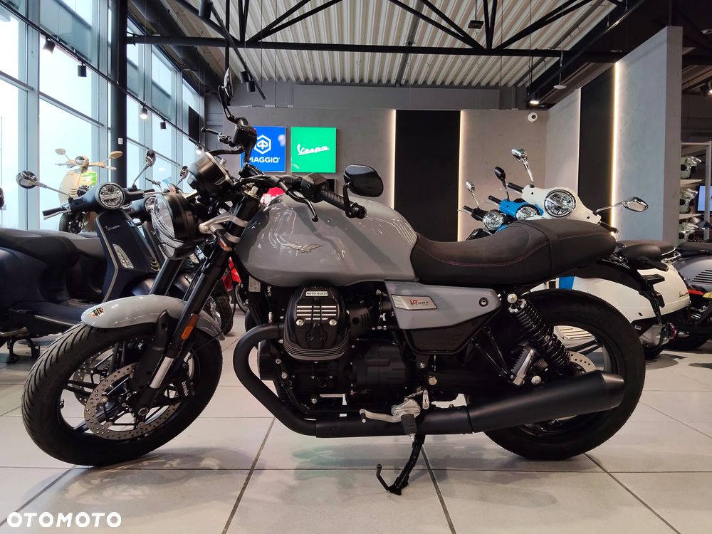 Moto Guzzi V7 - 6