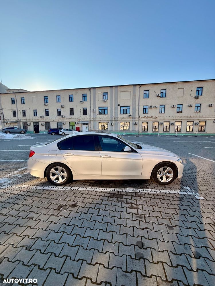 BMW Seria 3 320d Efficient Dynamic Edition Aut. - 7