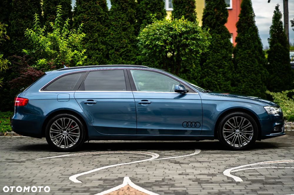 Audi A4 Avant - 16