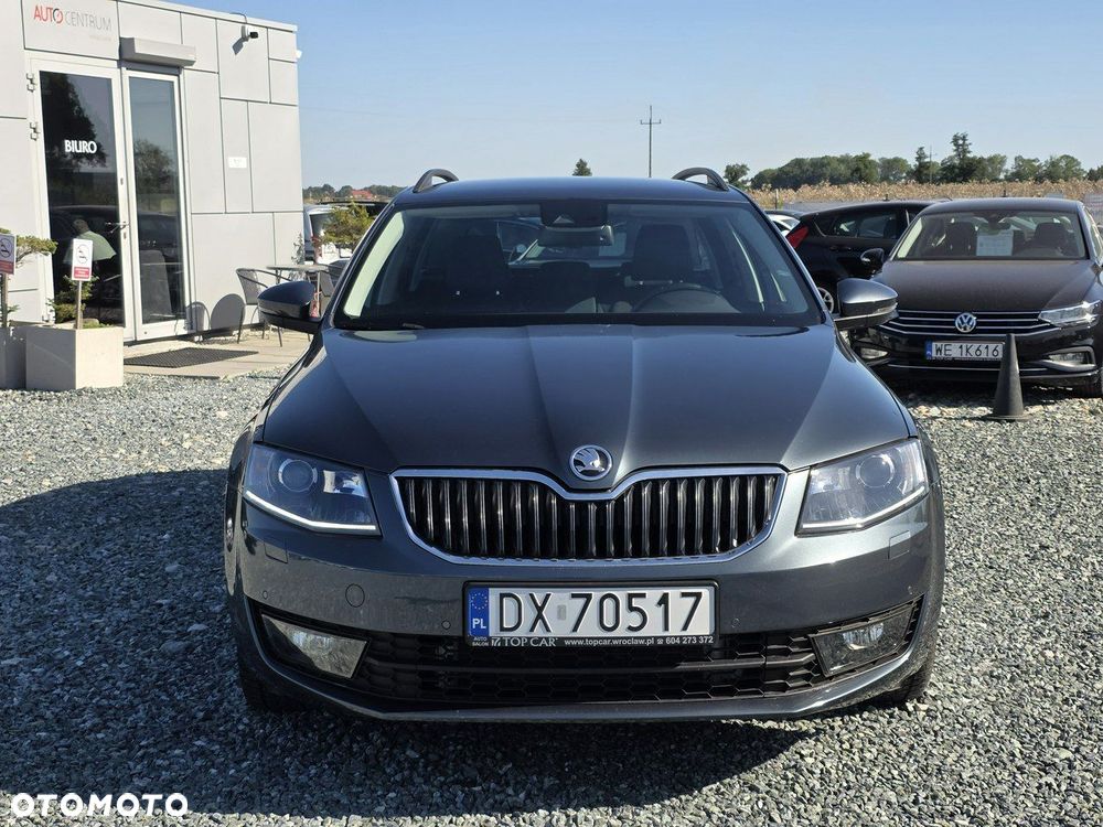 Skoda Octavia Combi 2.0 TDI (Green tec) DSG Joy - 2