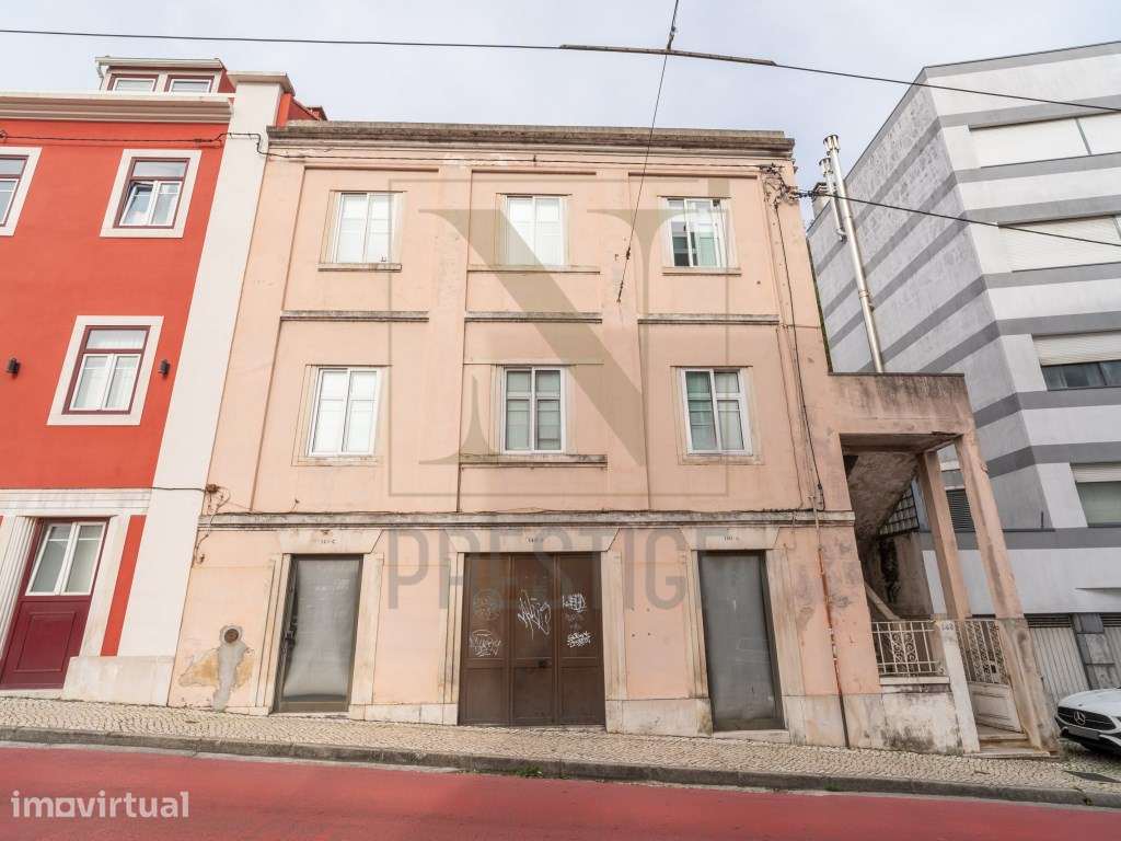 Loja na Rua dos Combatentes - Grande imagem: 2/12