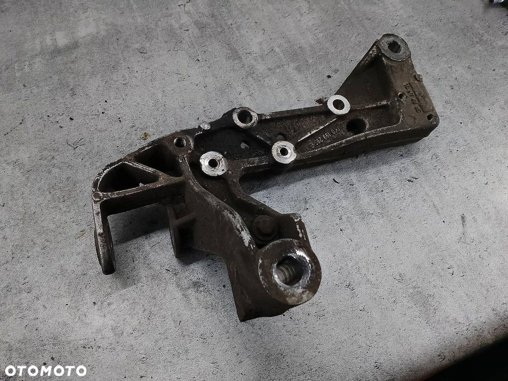 WSPORNIK WAHACZA LEWY AUDI A3 8P/8PA/8P7 1K0199295E 2009-2013 1.2 TFSI - 2