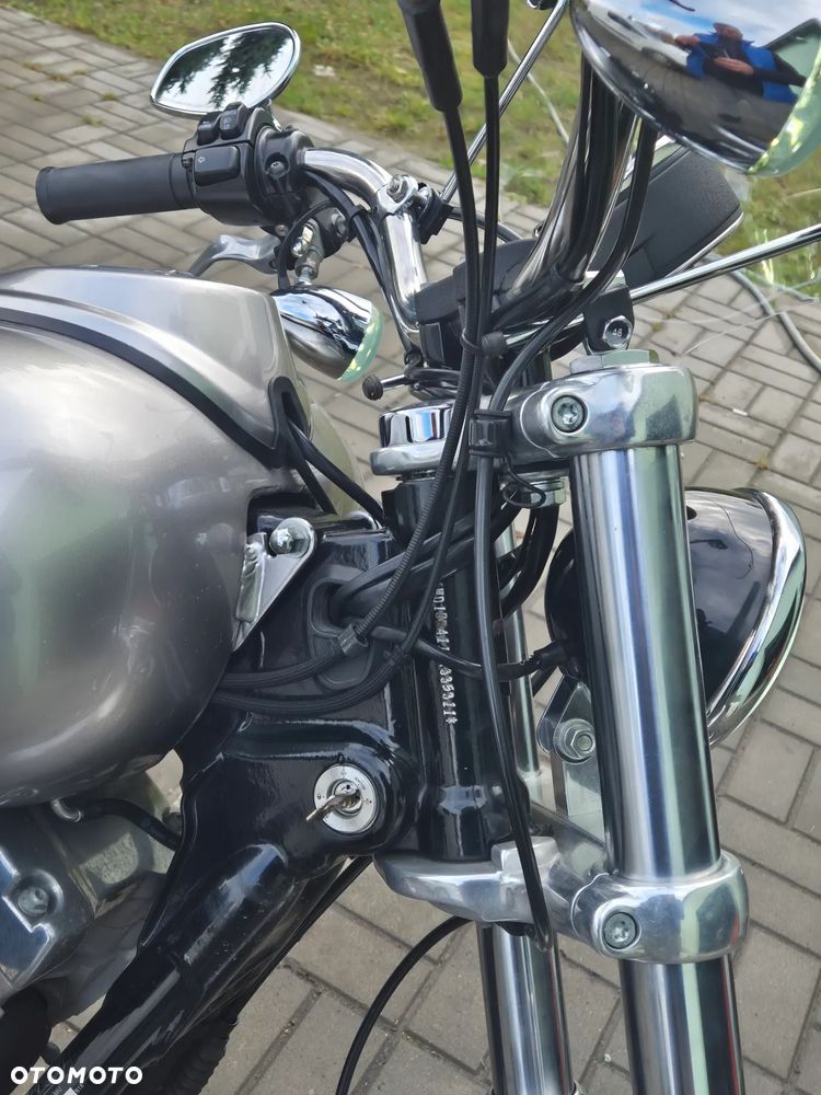 Harley-Davidson Dyna - 2
