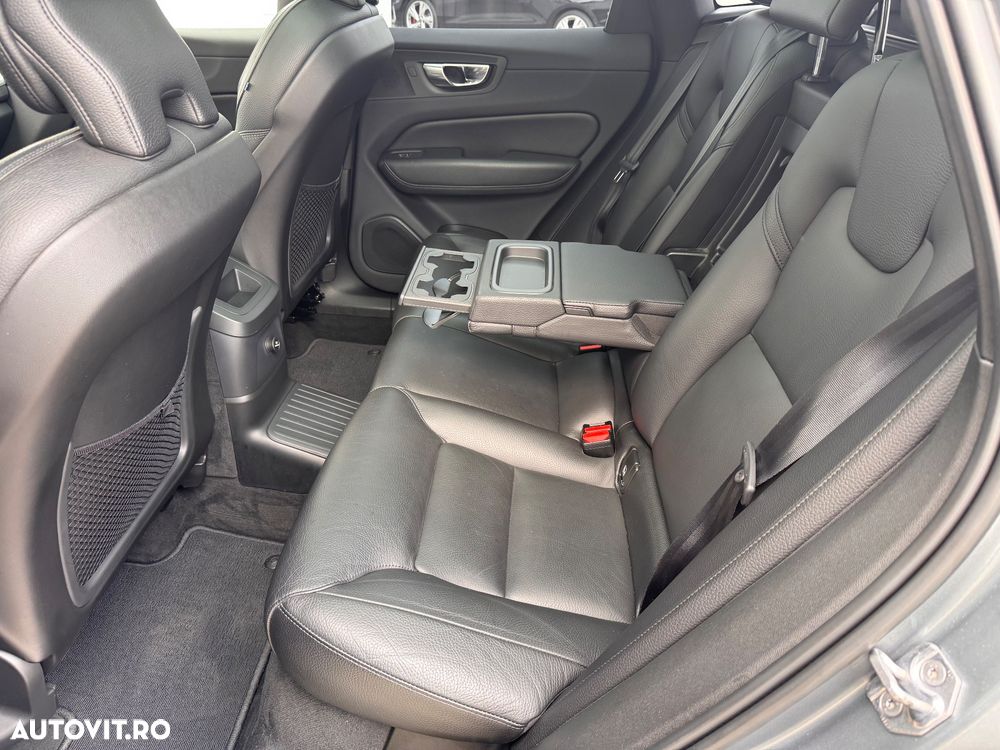 Volvo XC 60 T8 Twin Engine AWD Inscription - 8