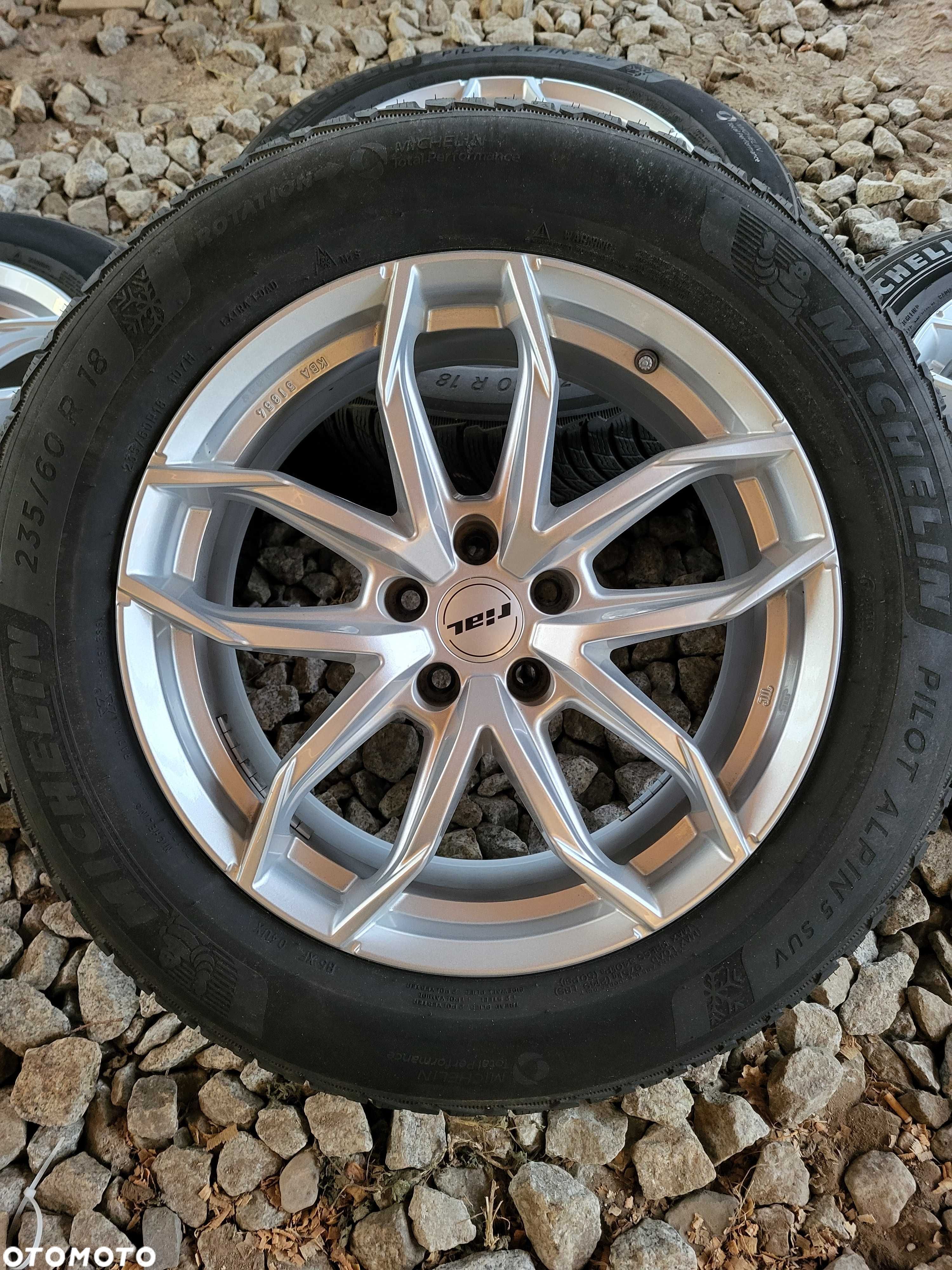 K249 Koła zimowe 18 Cali 5x110 +235/60/18 Alfa Romeo Stelvio Michelin - 1