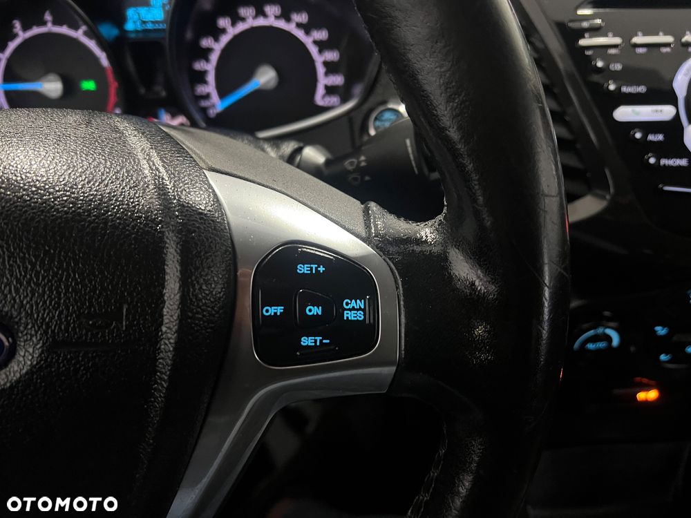 Ford EcoSport 1.0 EcoBoost ST-LINE - 30