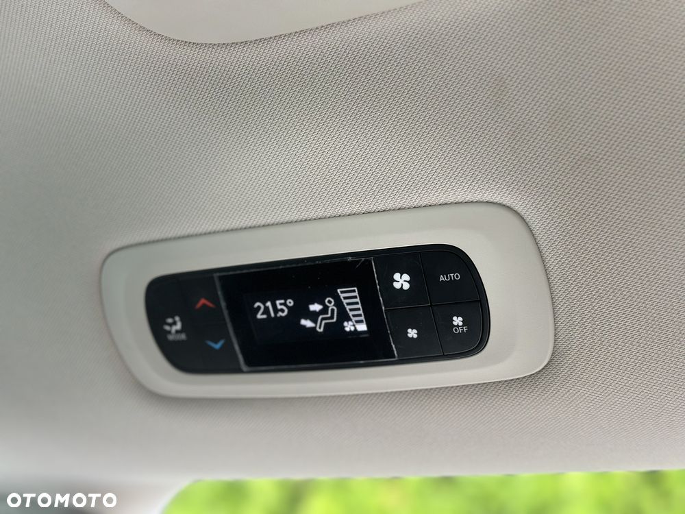 Chrysler Pacifica - 36