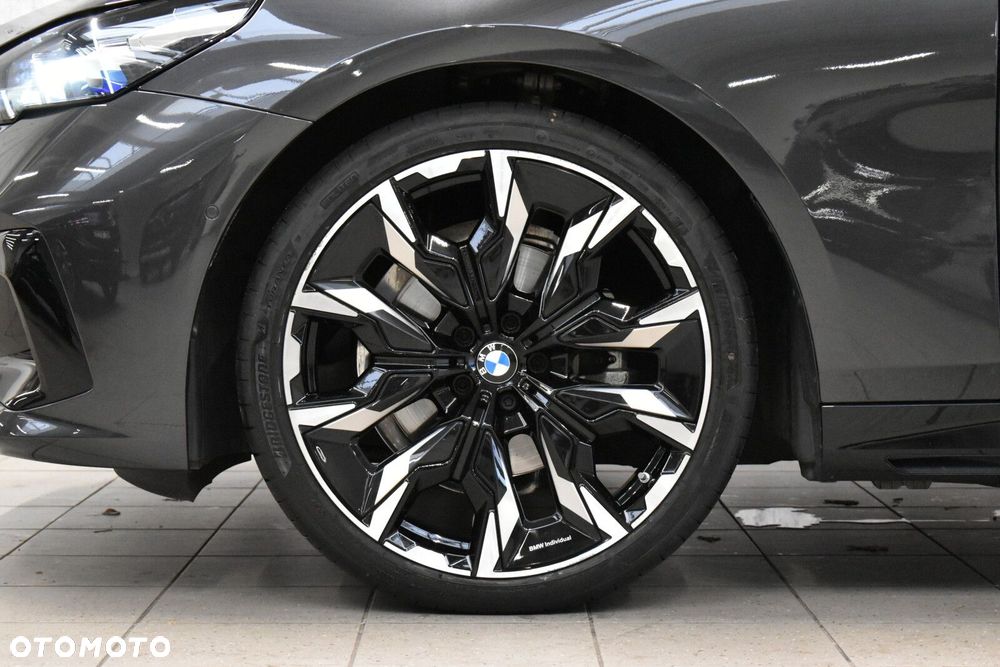 BMW Seria 5 520d xDrive mHEV M Sport - 8