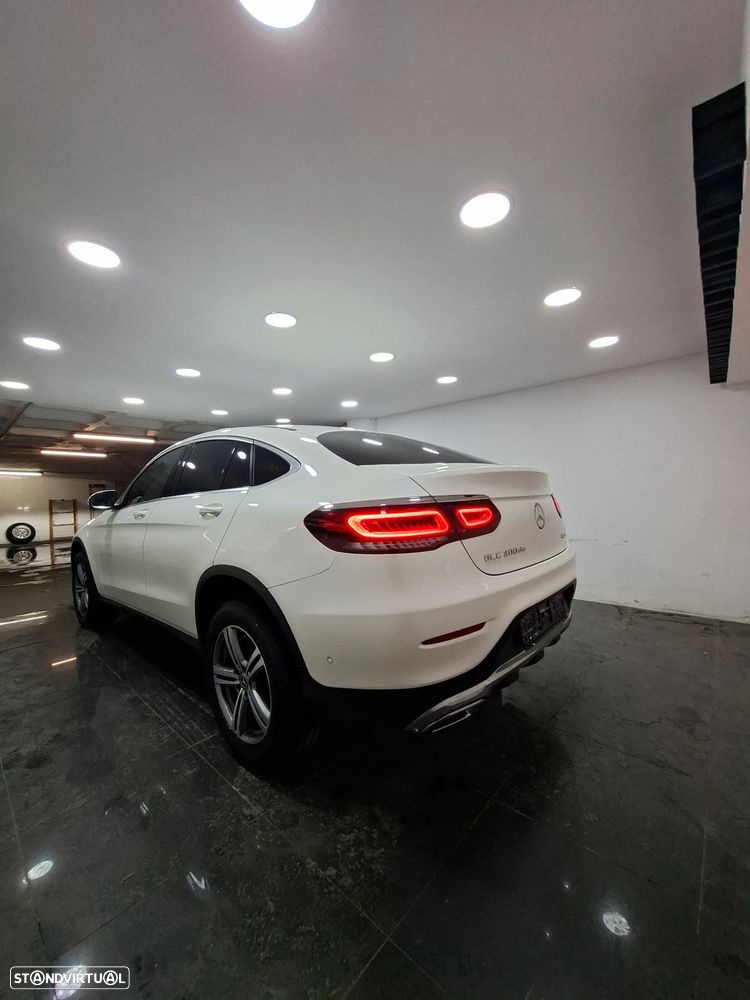 Mercedes-Benz GLC 300 de Coupe 4Matic 9G-TRONIC AMG Line - 6