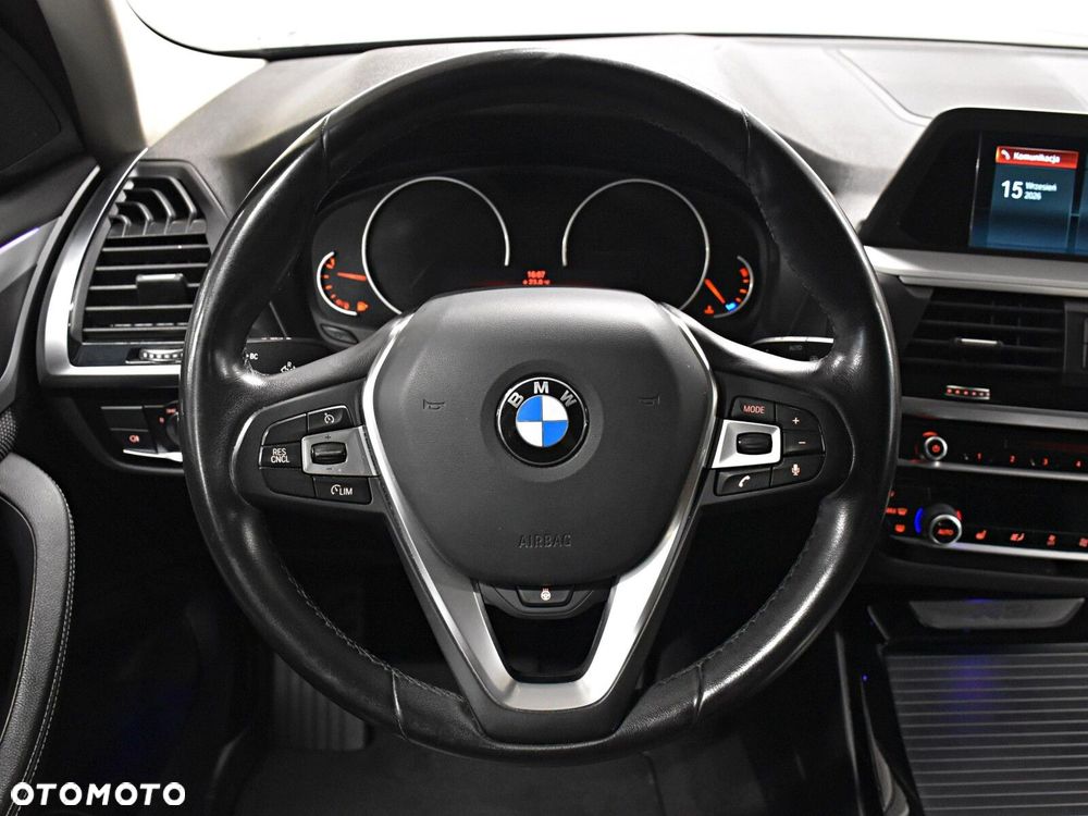 BMW X3 xDrive20i GPF Advantage - 16