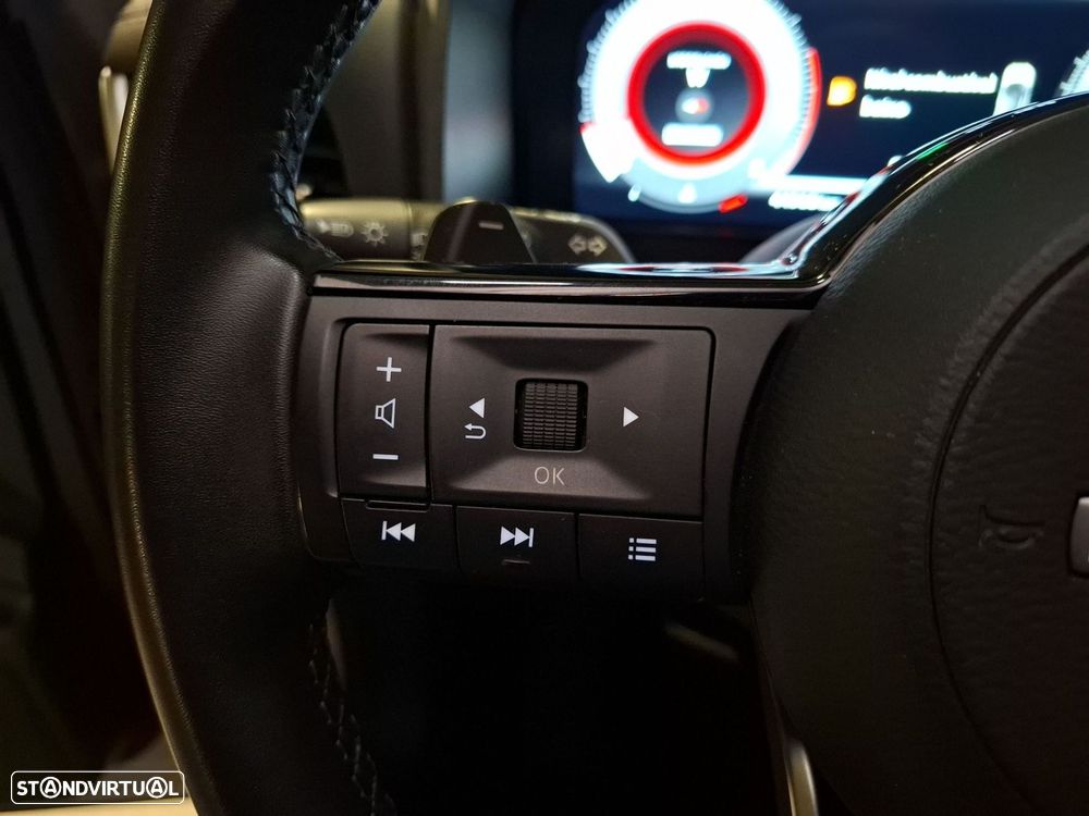 Nissan Qashqai 1.3 DIG-T N-Connecta LED+SKY Xtronic - 11