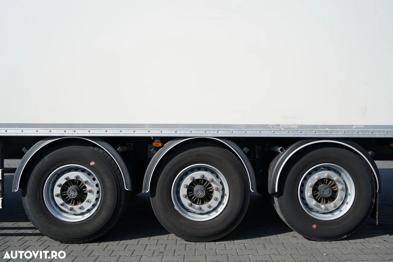Fruehauf / CONTAINER / KOFFER / OBLOANE RULANTE / PODEA FOARTE REZISTENTĂ: ȘI PLĂCI - 18