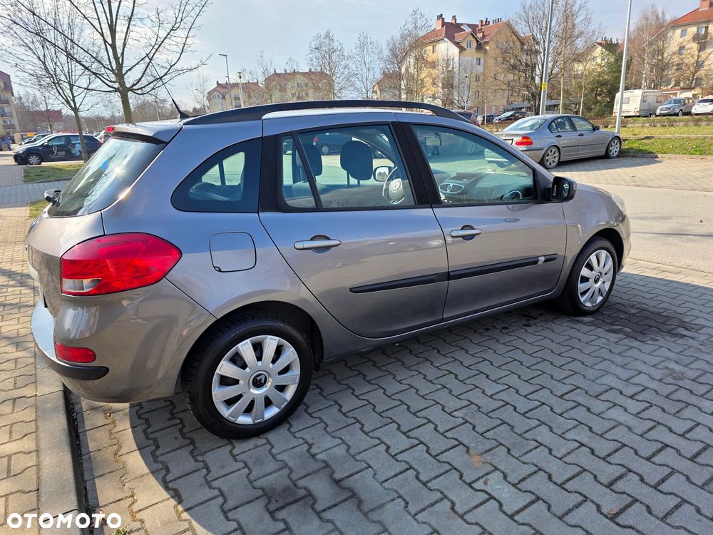 Renault Clio - 3