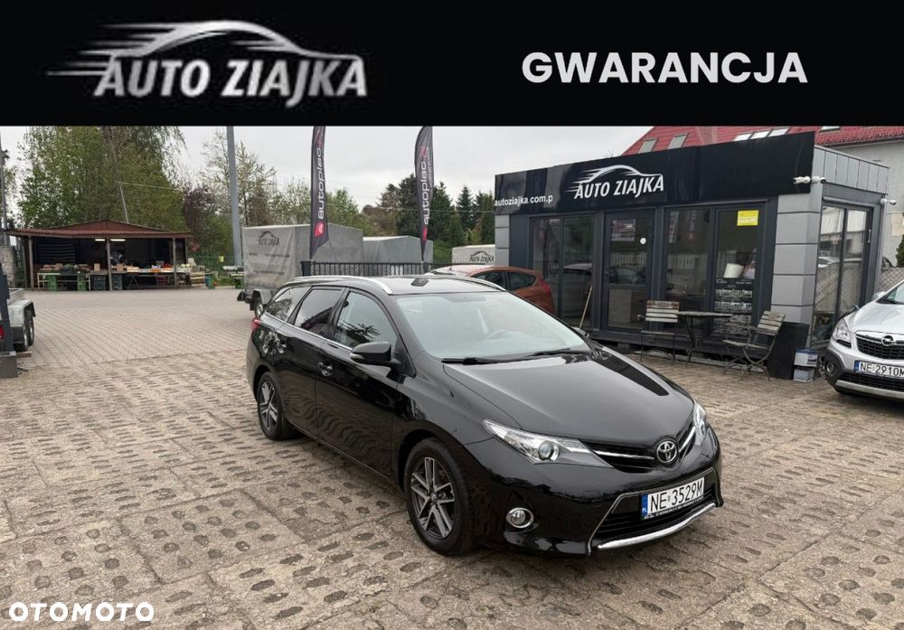 Toyota Auris - 1