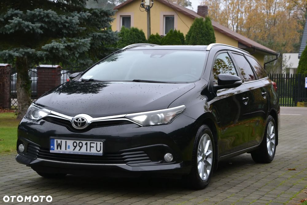 Toyota Auris - 8