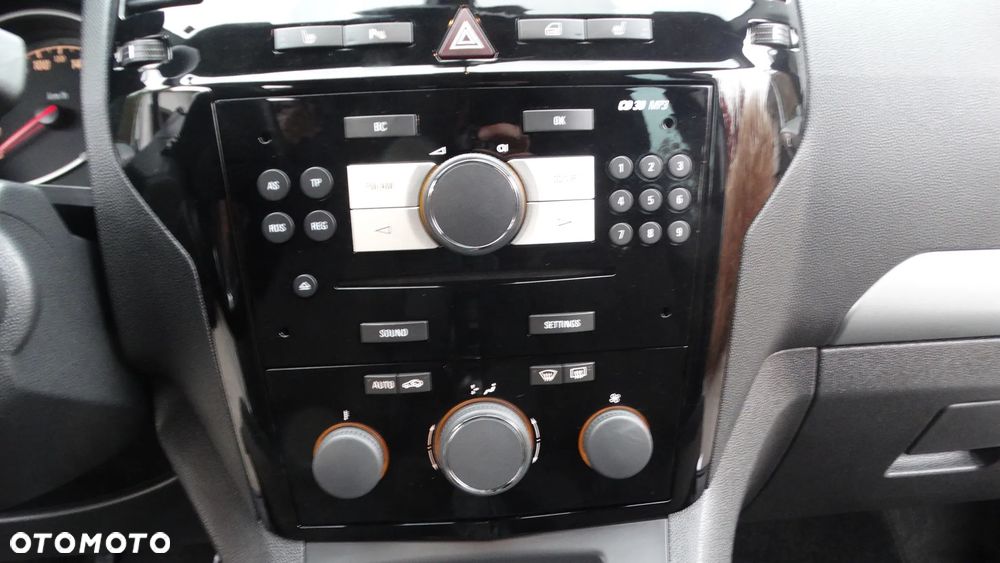 Opel Zafira - 20