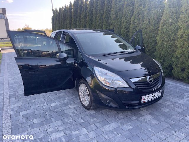 Opel Meriva 1.3 CDTI EcoFLEX Design Edition - 2