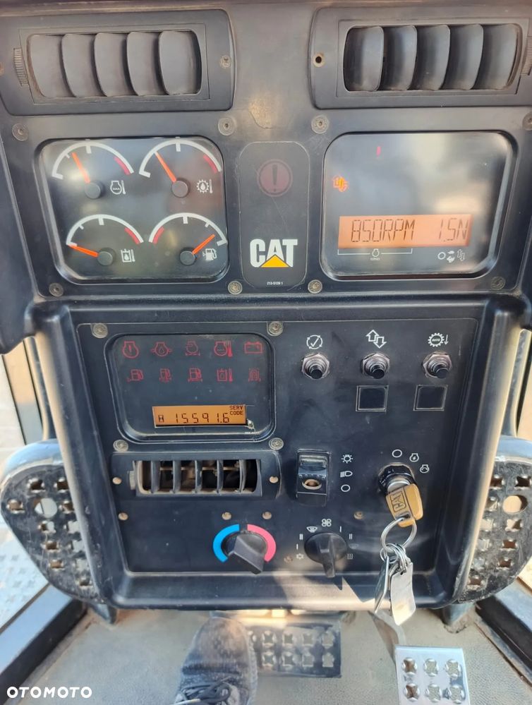 Caterpillar D6N LGP - 6