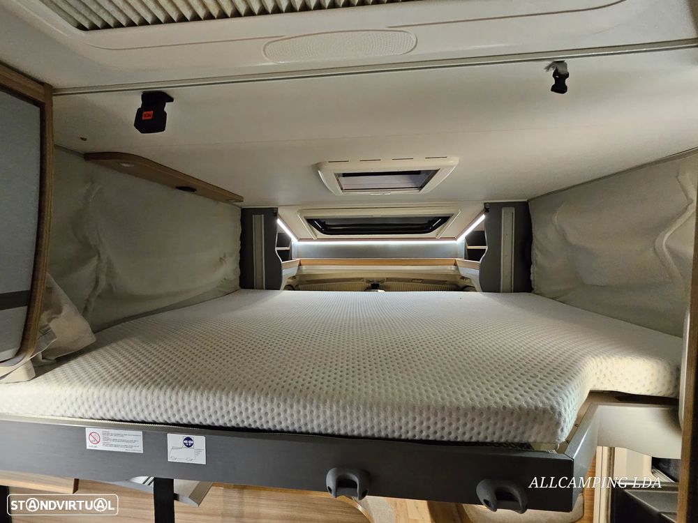 Dethleffs Trend Cama central+Basculante - 52