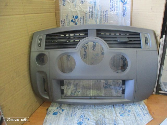 Grelha Friso 8200554466 RENAULT SCENIC 2006 CENTRAL - 1