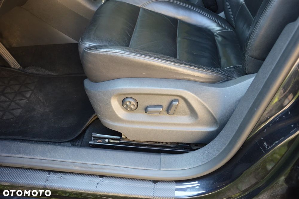 Volkswagen Tiguan - 23