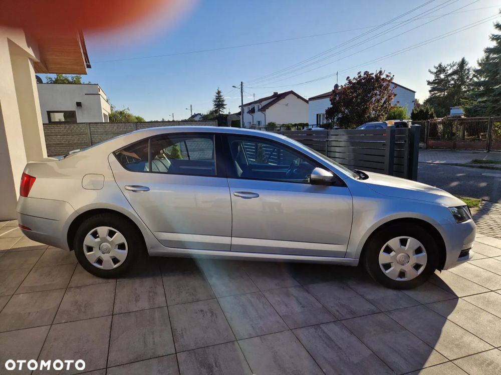 Skoda Octavia 1.6 TDI SCR Active - 5