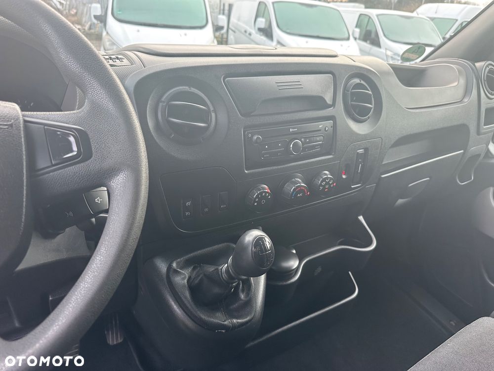 Renault Master 2.3 2017r L2H2 klima tempomat nawi hak 2500kg - 26