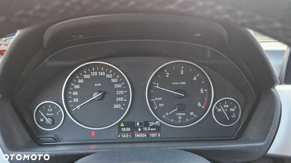 BMW Seria 3 320d Blue Performance Modern Line - 25