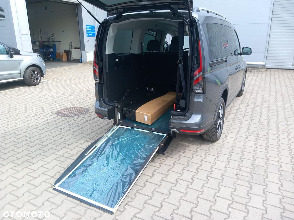 Ford Tourneo Connect Grand 2.0 EcoBlue Active - 16