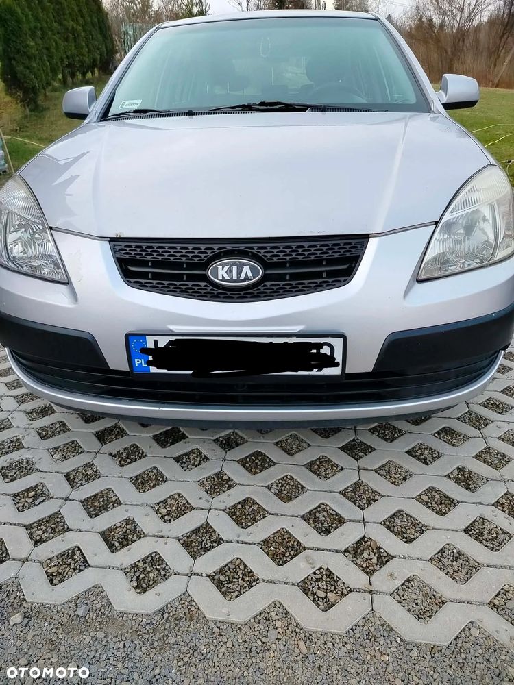 Kia Rio 1.4 Comfort - 2