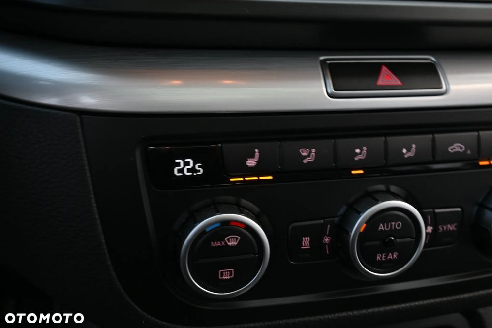 Volkswagen Sharan 2.0 TDI DSG Highline - 35