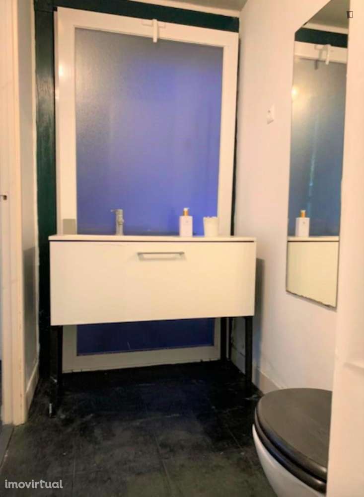 Estúdio - localizado em São Bento Lisbon - Grande imagem: 2/12